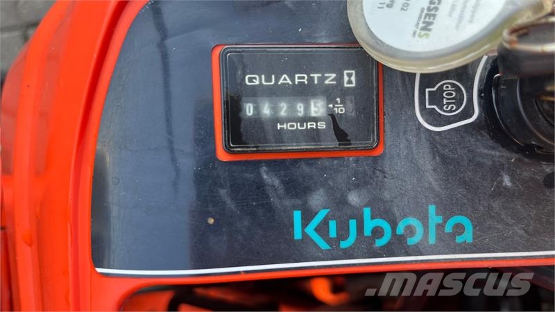 Kubota GZD21 Zeroturn med opsamler Sitteklippere