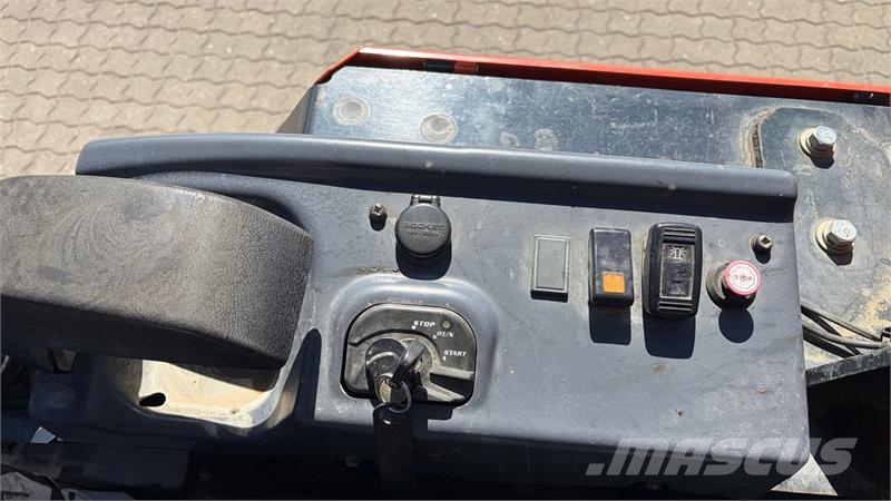 Kubota R065HW Skifte: Volvo L30 小型裝載機