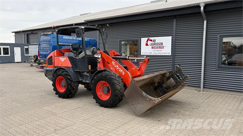 Kubota R065HW Skifte: Volvo L30 小型裝載機