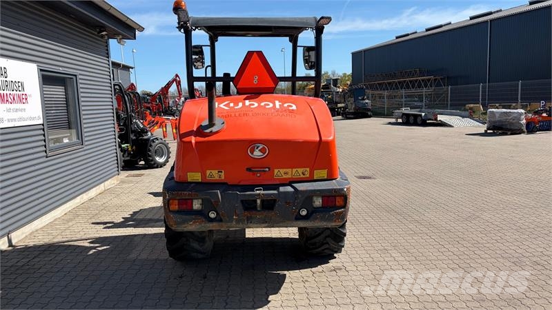 Kubota R065HW Skifte: Volvo L30 小型裝載機