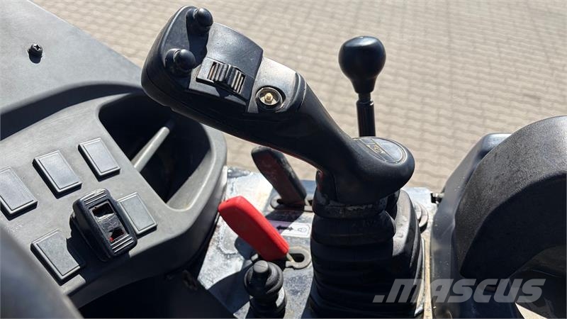 Kubota R065HW Skifte: Volvo L30 小型裝載機