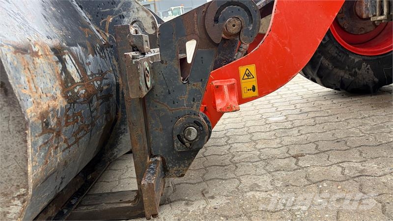 Kubota R065HW Skifte: Volvo L30 Фронтальні навантажувачі