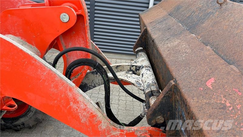 Kubota R065HW Skifte: Volvo L30 小型裝載機