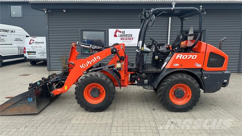 Kubota R070 Фронтальні навантажувачі
