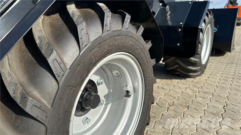 Kubota RT220-2E Mini yükleyiciler