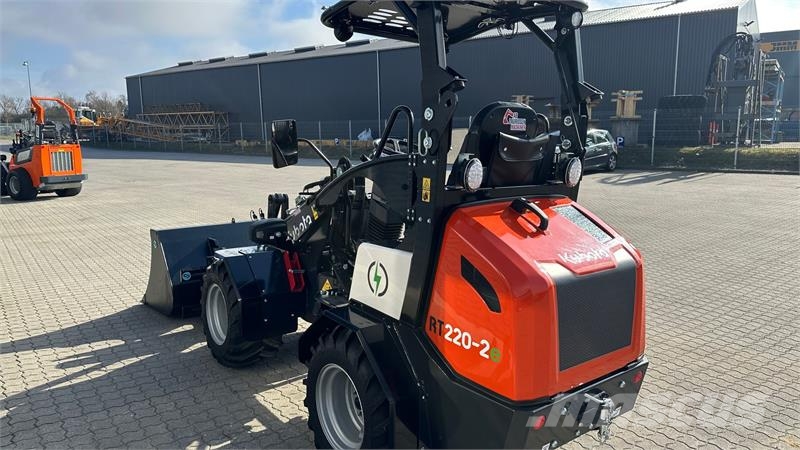 Kubota RT220-2E Mini yükleyiciler