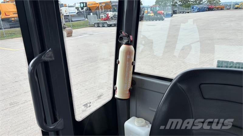 NW 810 Velholdt og stærk minilæsser NW810 (Årg. 20 Mini utovarivači