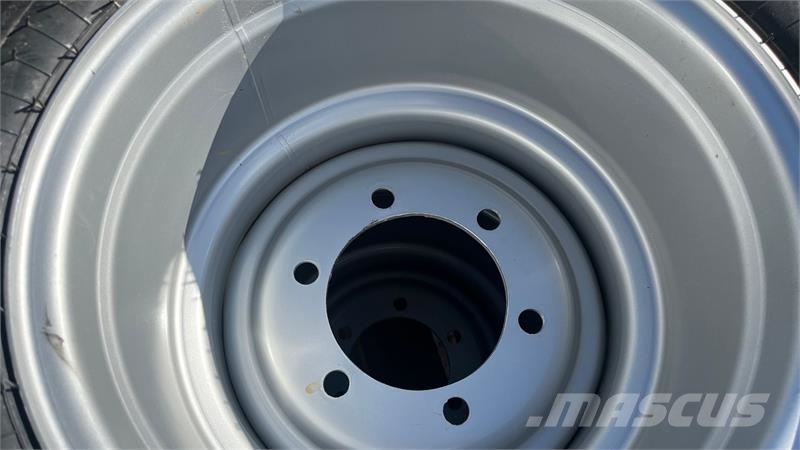 - - - Nye MRL 19.0/45-17 brede hjul til Giant Gume, točkovi i felne