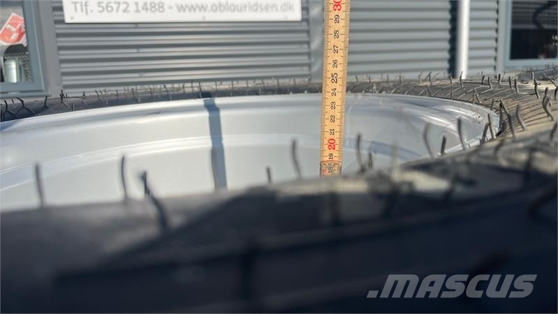 - - - Nye MRL 19.0/45-17 brede hjul til Giant Gume, točkovi i felne