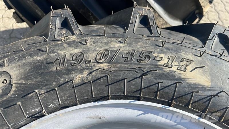 - - - Nye MRL 19.0/45-17 brede hjul til Giant Gume, točkovi i felne
