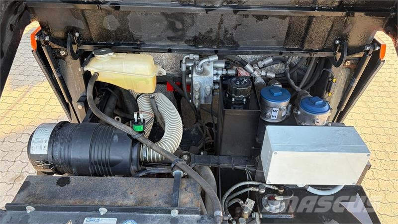 Optimas PaveJet S19 Fliselægningsmaskine med hydrauliske b Terreinbeheermachines - overige