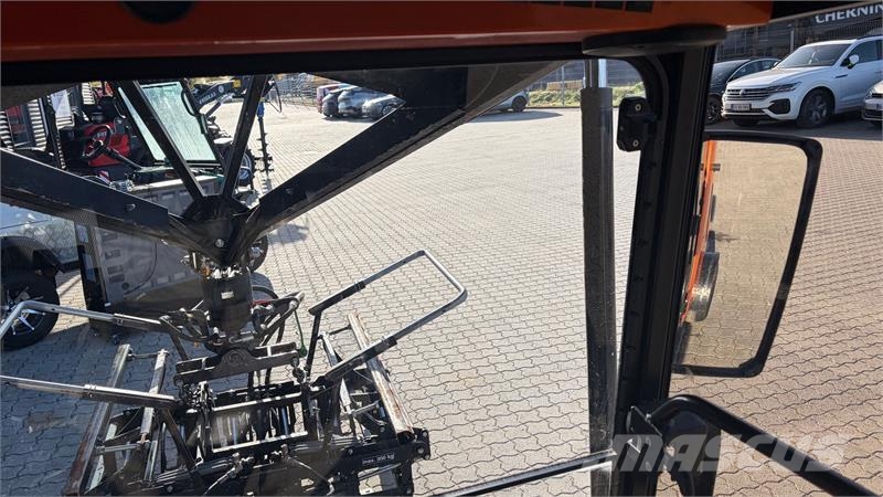 Optimas PaveJet S19 Fliselægningsmaskine med hydrauliske b Terreinbeheermachines - overige