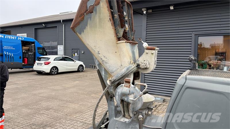 Putzmeister M740 DHBS Slidlagspumpe - (Topmodel med skovl, sla Citas sastāvdaļas