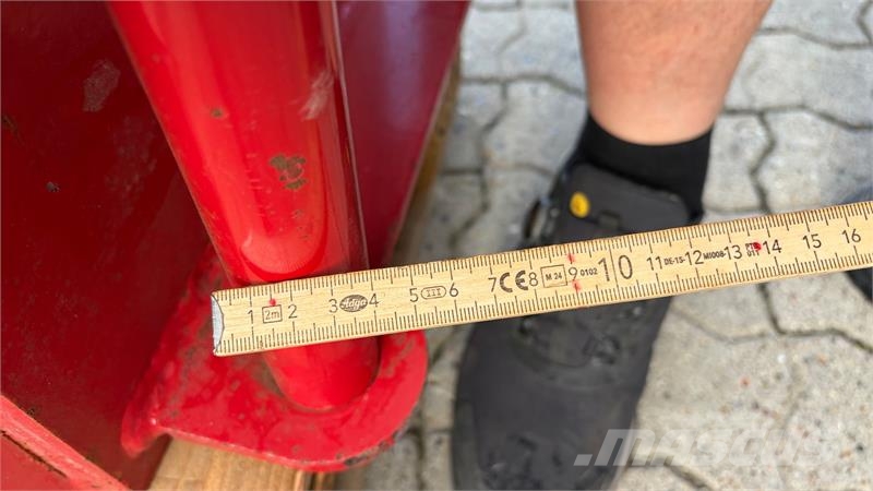  RF System Graveskovl  Ny RF lerskovl 35 cm med S40 دلاء