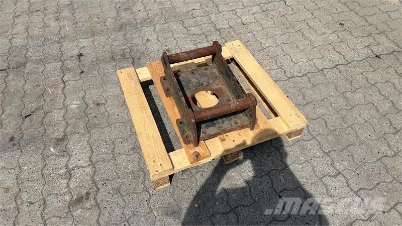 - - - S50 adapterplade / skifte Sonstige Landmaschinen