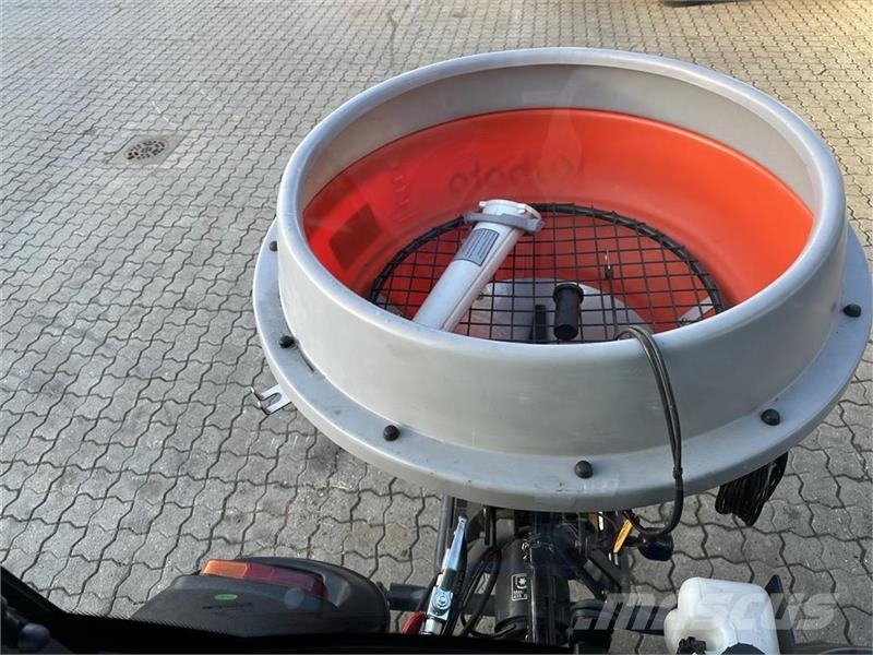 Solis H26 HST Med V-Plov & Pendulspreder Traktoriai