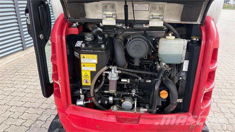 Takeuchi TB216 m/2 graveskovle og kipplaner skovl Minigravemaskiner