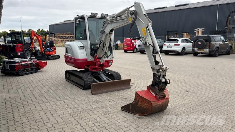 Takeuchi TB230 Powertilt & 1 meter svenskerskovl + Stor LED Minigravemaskiner