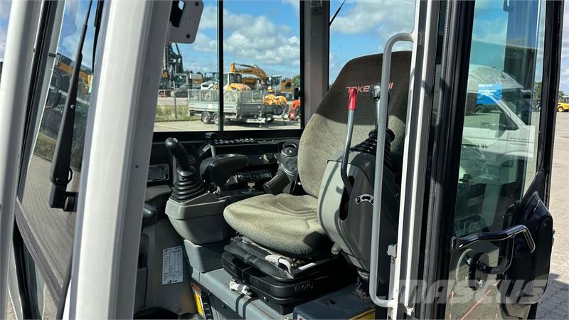 Takeuchi TB230 S40 Mini bageri < 7t