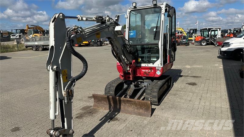 Takeuchi TB230 S40 Mini bageri < 7t
