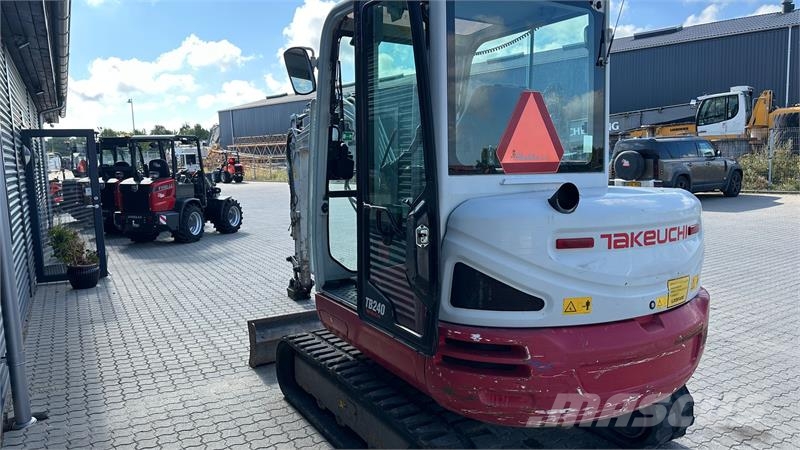 Takeuchi TB240 JST-skifte Kāpurķēžu ekskavatori
