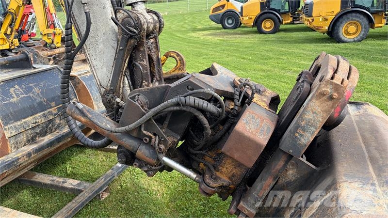 Takeuchi TB290 m/ Engcon, centralsmøring og 7 skovle - Årga Pelle sur chenilles