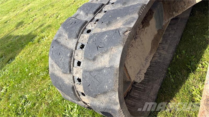 Takeuchi TB290 m/ Engcon, centralsmøring og 7 skovle - Årga Pelle sur chenilles