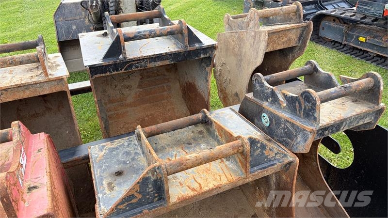 Takeuchi TB290 m/ Engcon, centralsmøring og 7 skovle - Årga Pelle sur chenilles