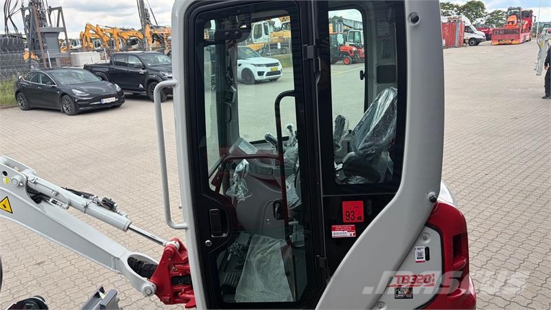 Takeuchi TB320 Miniescavatori