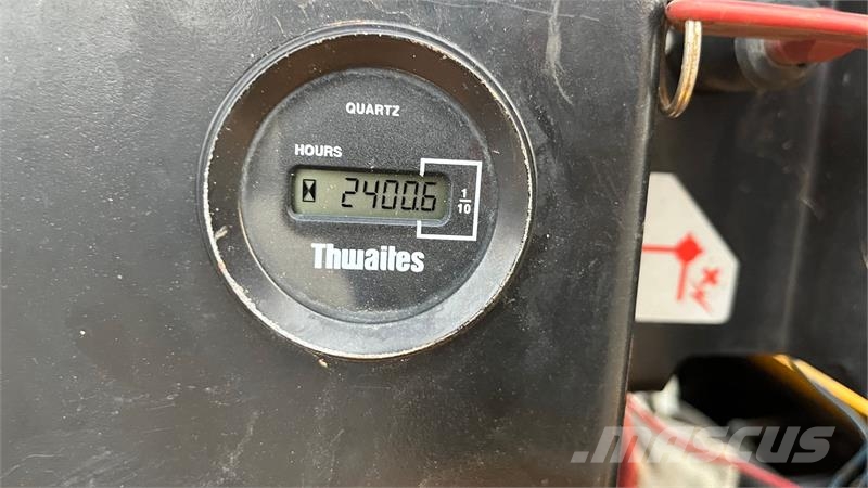 Thwaites 2 tons Højtip og svingbar lad Мини-самосвалы