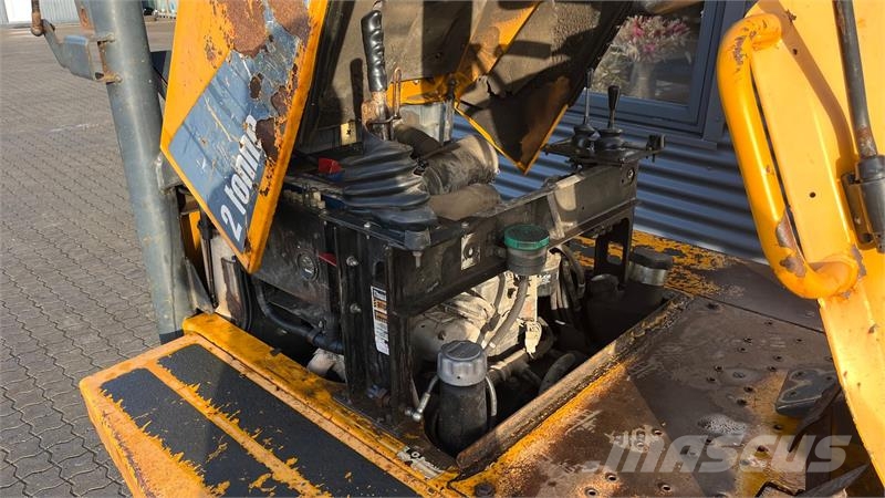 Thwaites 2 tons Mach 471 Højtip og sving. Stavebné sklápače