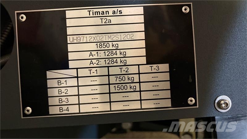 Timan 3330 Feje- / sugemaskine m/Tornado T2a anlæg Poljoprivreda – ostalo