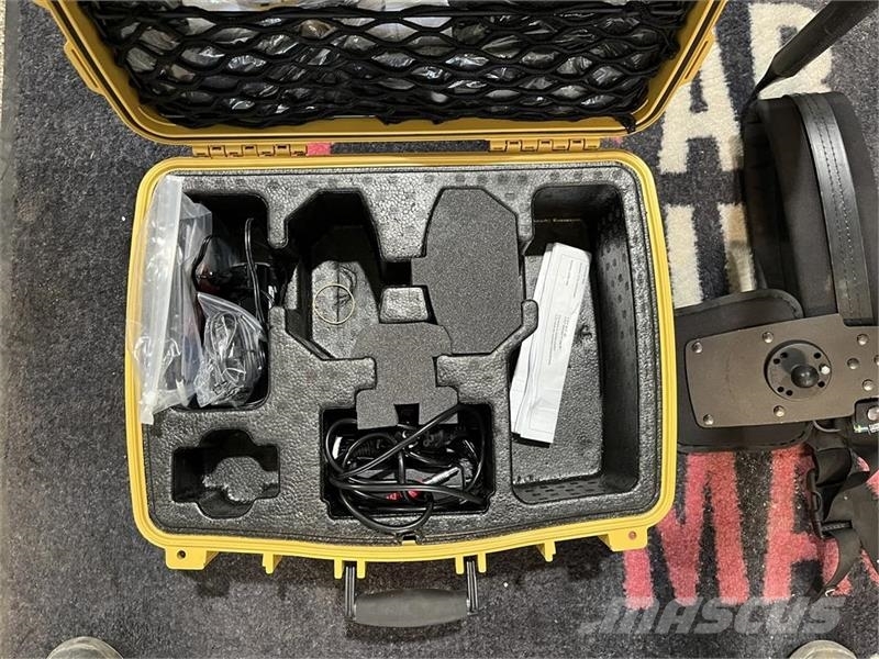 - - - Topcon Roger GPS "formandsstav" GPS