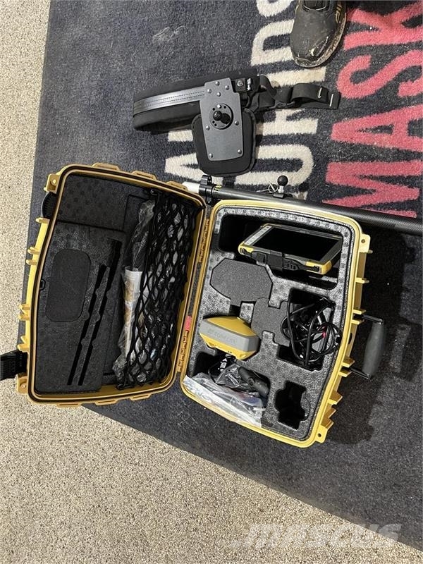 - - - Topcon Roger GPS "formandsstav" GPS
