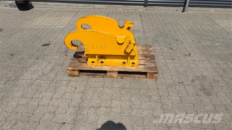 Verachtert CW 40 ophæng med CW40 skifte Сільгосптехніка - Інші