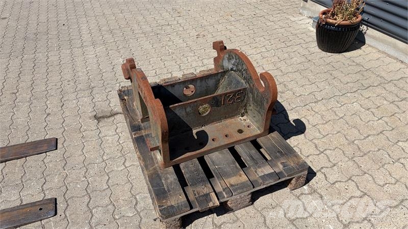Verachtert CW 40 Verachtert CW40 adapterplade / hammerplade Сільгосптехніка - Інші