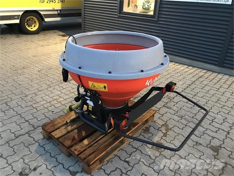 Vicon Kubota VS330 pendul spreder Posipači soli i peska