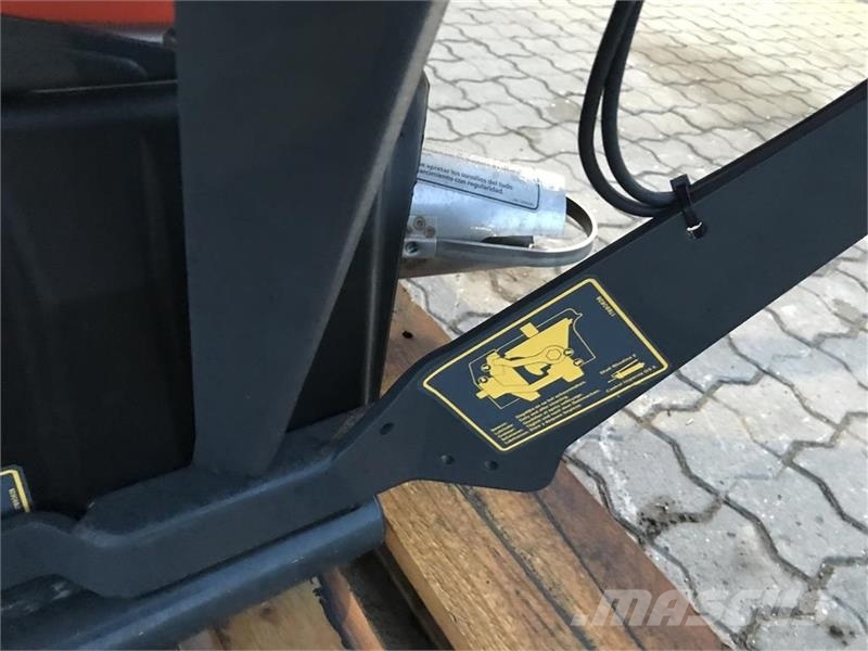 Vicon Kubota VS330 pendul spreder Posipači soli i peska