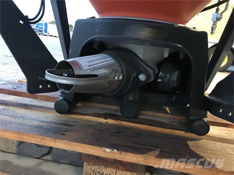 Vicon Kubota VS330 pendul spreder Posipači soli i peska