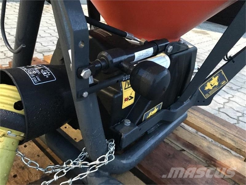 Vicon Kubota VS330 pendul spreder Posipači soli i peska