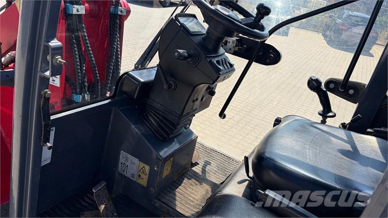 VM Loader 1036LXC m/lukket kabine لوادر صغيرة