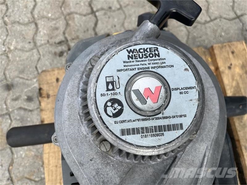 - - - Wacker bh24 benzin hammer Ďalšie komponenty