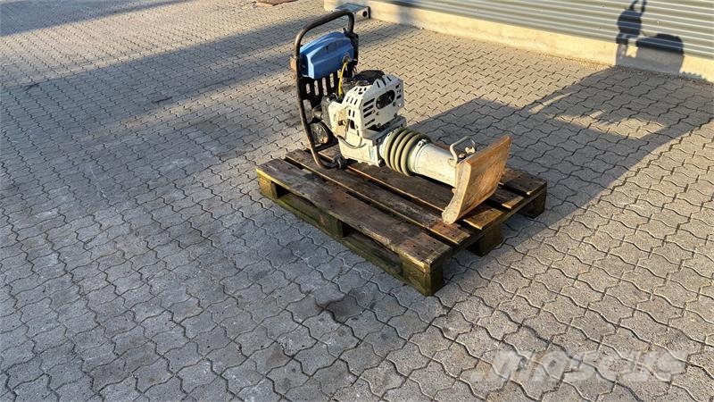 Weber SRV 620 Jordloppe Vibro nabijači