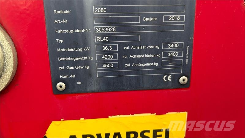 Weidemann 2080 RL40 med skovl og gafler Малые погрузчики