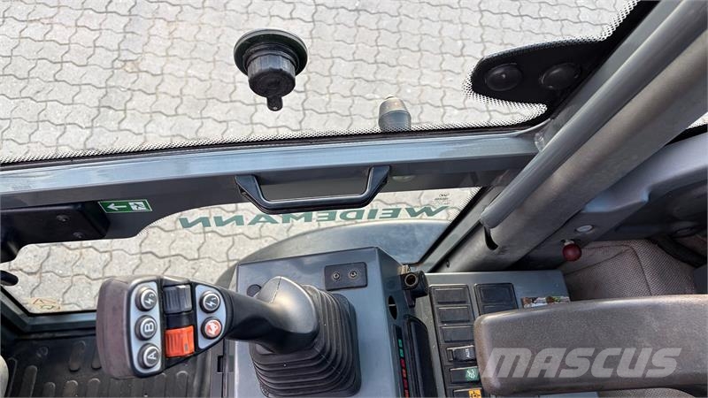 Weidemann 2080 RL40 med skovl og gafler Малые погрузчики