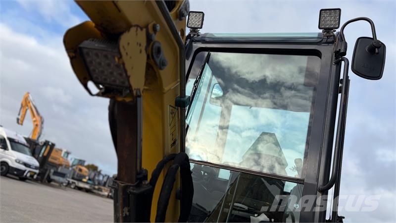 Yanmar SV18 Tiltman og 2 skovle Miniescavatori