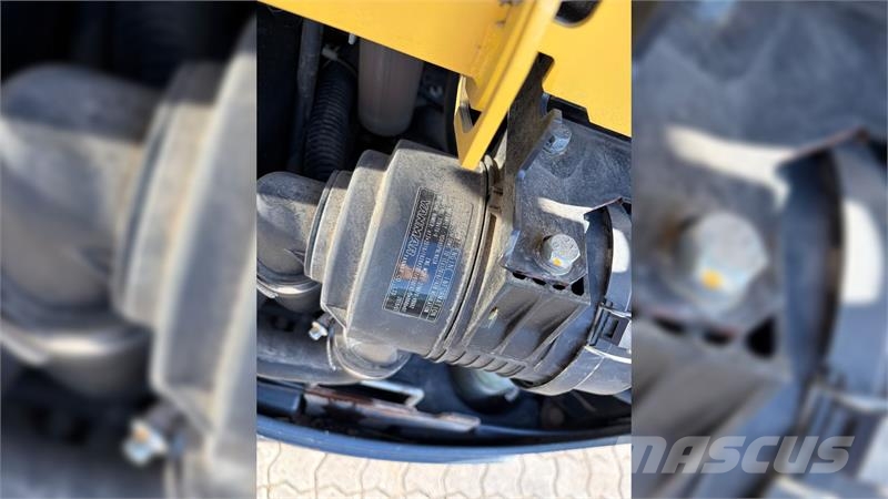 Yanmar SV18 Tiltman og 2 skovle Mini rýpadla < 7t