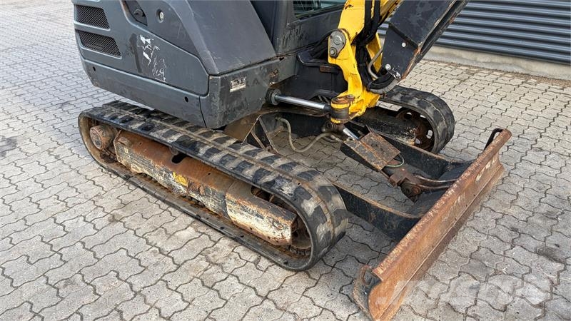 Yanmar SV26 Velholdt 2,8 tons minigraver med 2 skovle Miniescavatori