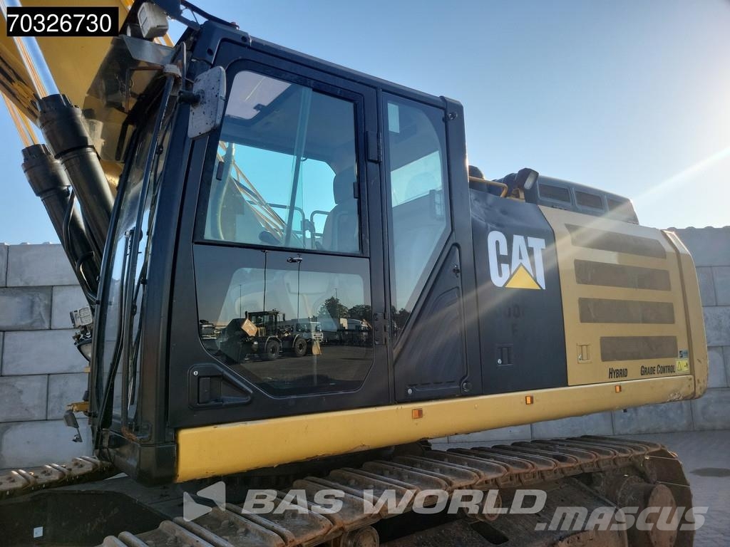CAT 336 F L XE حفارات زحافة
