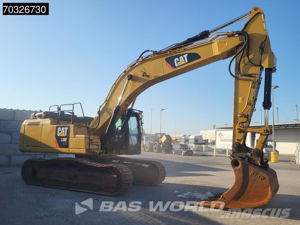 CAT 336 F L XE حفارات زحافة